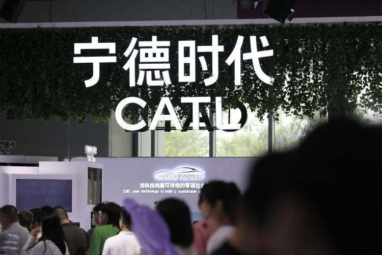 宁德时代推钠电池储能，携手英企建欧洲卡车换电站